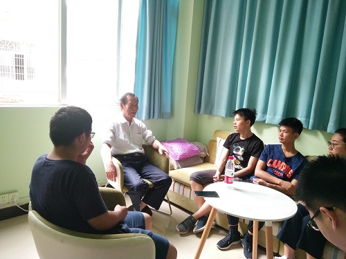 m1525695593269342.jpg 77779193永利官网:学习先进模范,不忘入党初心.jpg